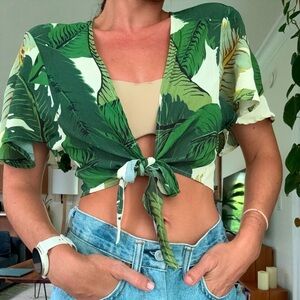 Going out top size S